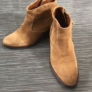Massimo Dutti Tan Suede Ankle Booties